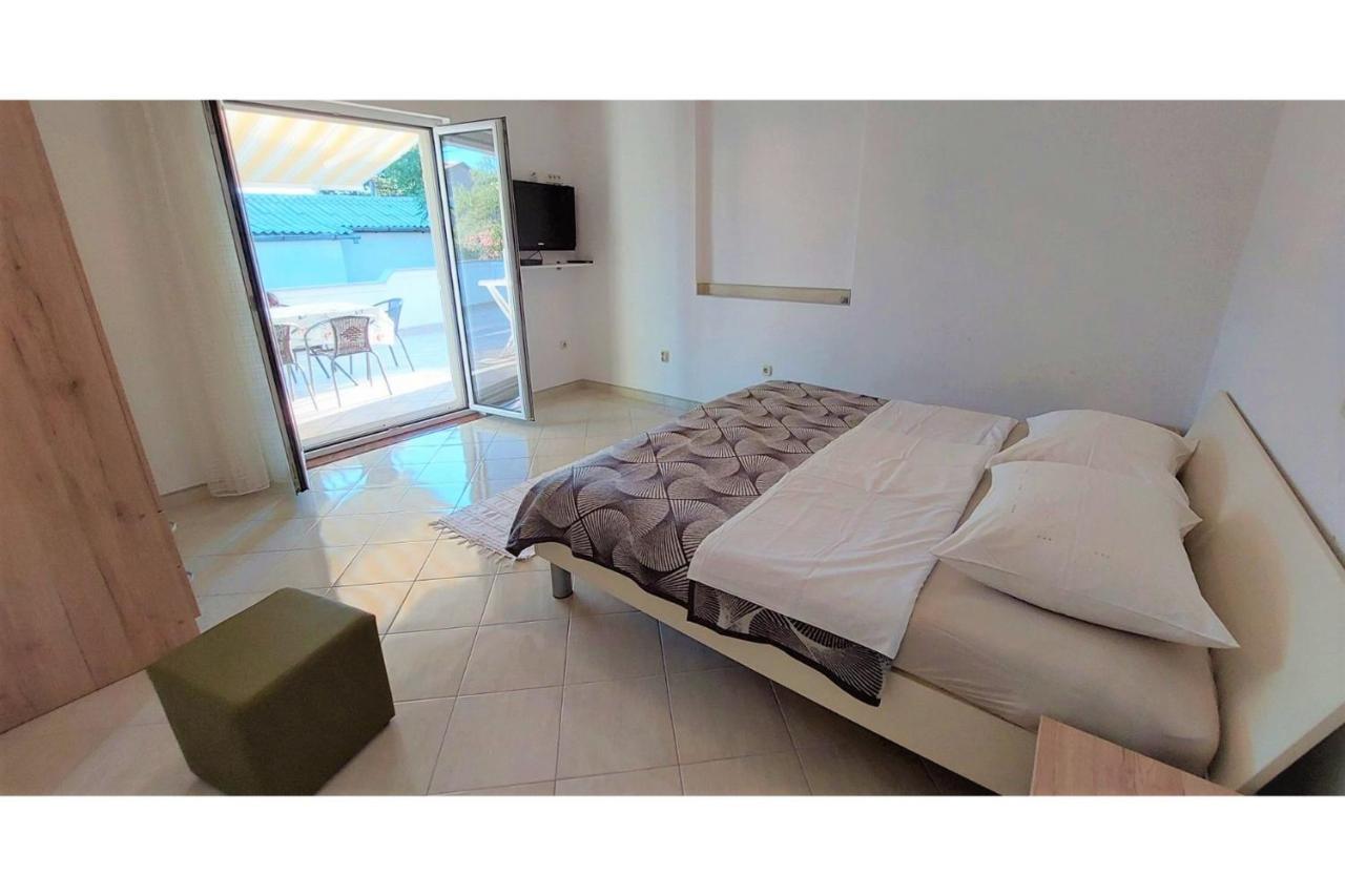 Apartments & Room Masa Starigrad Paklenica Eksteriør bilde